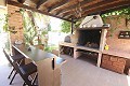 Grote villa met zwembad en tuin in Daft on Spain 