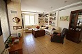 Grote villa met zwembad en tuin in Daft on Spain 