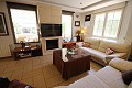 Grote villa met zwembad en tuin in Daft on Spain 