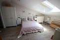 Grote villa met zwembad en tuin in Daft on Spain 