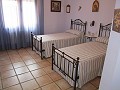 Mansión de 6 dormitorios a 3 km de Yecla in Daft on Spain 