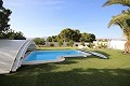 Große freistehende Villa mit Pool in der Nähe der Stadt in Elda-Petrer in Daft on Spain 