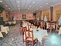 Großes Restaurant mit Veranstaltungsräumen zur Miete oder zum Kauf in Daft on Spain 