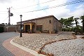 Tres casas en una parcela en Monovar in Daft on Spain 