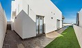 Villa moderna de 3 dormitorios cerca del golf in Daft on Spain 