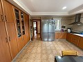 Villa met 4 slaapkamers en 2 badkamers in Daft on Spain 