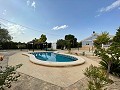 Villa met 4 slaapkamers en 2 badkamers in Daft on Spain 
