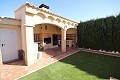 Mooie vrijstaande villa in Caudete met zwembad in Daft on Spain 