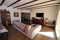 Mooie vrijstaande villa in Caudete met zwembad in Daft on Spain 