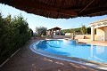 Mooie vrijstaande villa in Caudete met zwembad in Daft on Spain 