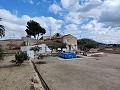 Semi-detached country house in La Romana in Daft on Spain 