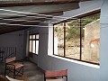 Schönes 4-Bett-Reihenhaus im Zentrum von Ayora in Daft on Spain 