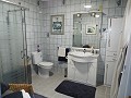 Schönes 4-Bett-Reihenhaus im Zentrum von Ayora in Daft on Spain 