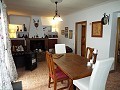 Schönes 4-Bett-Reihenhaus im Zentrum von Ayora in Daft on Spain 