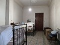 Herenhuis met 7 Slaapkamers in Agost in Daft on Spain 