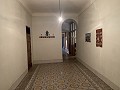 Herenhuis met 7 Slaapkamers in Agost in Daft on Spain 