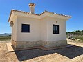 Neubau mit Pool in Pinoso in Daft on Spain 