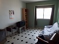 Grande maison de ville avec 2 appartements séparés et garage in Daft on Spain 