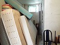 Grande maison de ville avec 2 appartements séparés et garage in Daft on Spain 