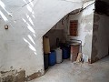 Grande maison de ville avec 2 appartements séparés et garage in Daft on Spain 