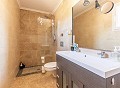 Superbe villa neuve de 5 chambres et 3 salles de bain et piscine in Daft on Spain 