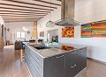 Superbe villa neuve de 5 chambres et 3 salles de bain et piscine in Daft on Spain 