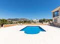 Superbe villa neuve de 5 chambres et 3 salles de bain et piscine in Daft on Spain 