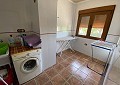 Villa massive de 5 chambres et 3 salles de bain avec écuries in Daft on Spain 