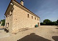 Villa massive de 5 chambres et 3 salles de bain avec écuries in Daft on Spain 