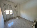 5 Schlafzimmer, 2 Bäder Stadthaus, das reformiert werden muss in Daft on Spain 
