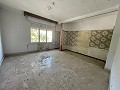5 Schlafzimmer, 2 Bäder Stadthaus, das reformiert werden muss in Daft on Spain 