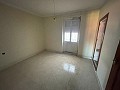 5 Schlafzimmer, 2 Bäder Stadthaus, das reformiert werden muss in Daft on Spain 