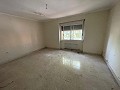5 Schlafzimmer, 2 Bäder Stadthaus, das reformiert werden muss in Daft on Spain 