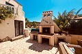 Impresionante villa de 7 dormitorios con piscina en Barbarroja in Daft on Spain 