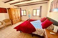 Impresionante villa de 7 dormitorios con piscina en Barbarroja in Daft on Spain 