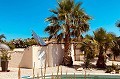 Impresionante villa de 7 dormitorios con piscina en Barbarroja in Daft on Spain 