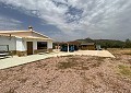 Prachtige villa met 3 slaapkamers en 3 badkamers in Sax in Daft on Spain 