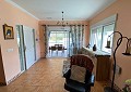 Prachtige villa met 3 slaapkamers en 3 badkamers in Sax in Daft on Spain 