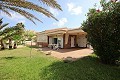 Prachtige vrijstaande villa met 4 slaapkamers en 3 badkamers aan zee in La Manga Del Mar Menor in Daft on Spain 