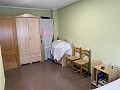 Grand appartement de 3 chambres au centre d'Aspe avec garage in Daft on Spain 