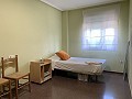 Grand appartement de 3 chambres au centre d'Aspe avec garage in Daft on Spain 