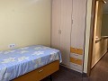 Grand appartement de 3 chambres au centre d'Aspe avec garage in Daft on Spain 