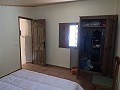 3-Bett-Villa mit 11 Hektar Land in Daft on Spain 