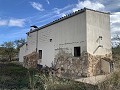 3-Bett-Villa mit 11 Hektar Land in Daft on Spain 