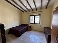 Dorfhaus mit Swimmingpool zwischen Monovar und Pinoso in Daft on Spain 
