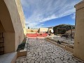 Dorfhaus mit Swimmingpool zwischen Monovar und Pinoso in Daft on Spain 