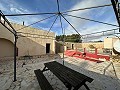 Dorfhaus mit Swimmingpool zwischen Monovar und Pinoso in Daft on Spain 