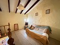 Dorfhaus mit Swimmingpool zwischen Monovar und Pinoso in Daft on Spain 