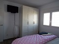 Villa moderna de 3 dormitorios a pie de la ciudad con casas de huéspedes in Daft on Spain 