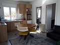 Villa moderna de 3 dormitorios a pie de la ciudad con casas de huéspedes in Daft on Spain 